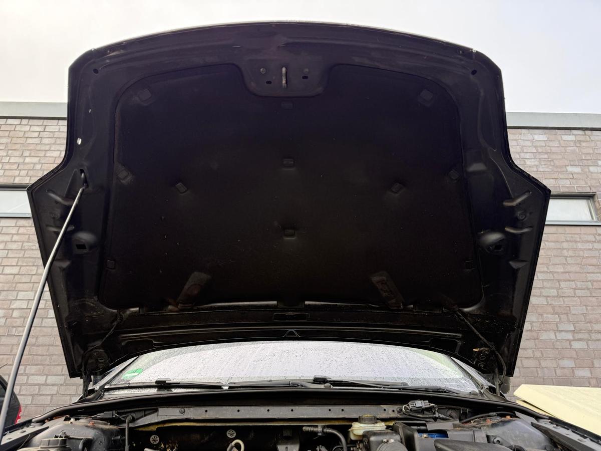 Ford Mondeo BA7 original Motorhaube Panther Schwarz Metallic BJ09 Ford Mondeo BA7 original Motorhaube Panther Schwarz Metallic BJ09